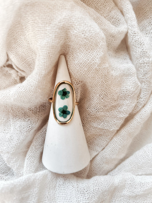 Bague “Flora” – Fleurs naturelles & doré délicat